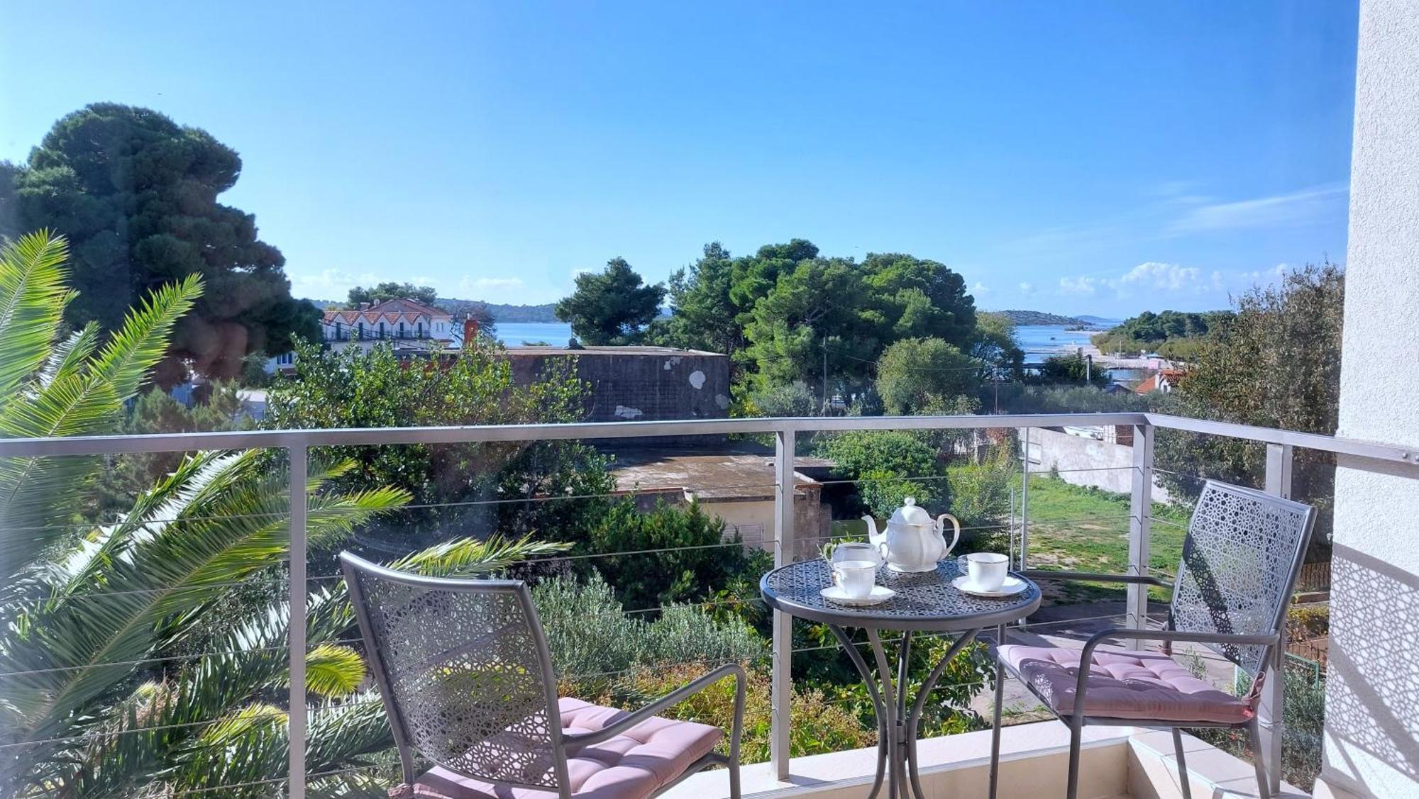 Refresh Boutique Apartments Βόντιτσε Εξωτερικό φωτογραφία
